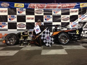 Ronnie Williams in victory lane at Stafford Speedway (Photo: Stephanie Kimball/Stafford Speedway)