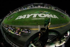 The field takes the green for the Sprint Cup Series Coke Zero 400 Sunday at Daytona International Speedway (Photo: Chris Trotman/Getty Images for NASCAR)