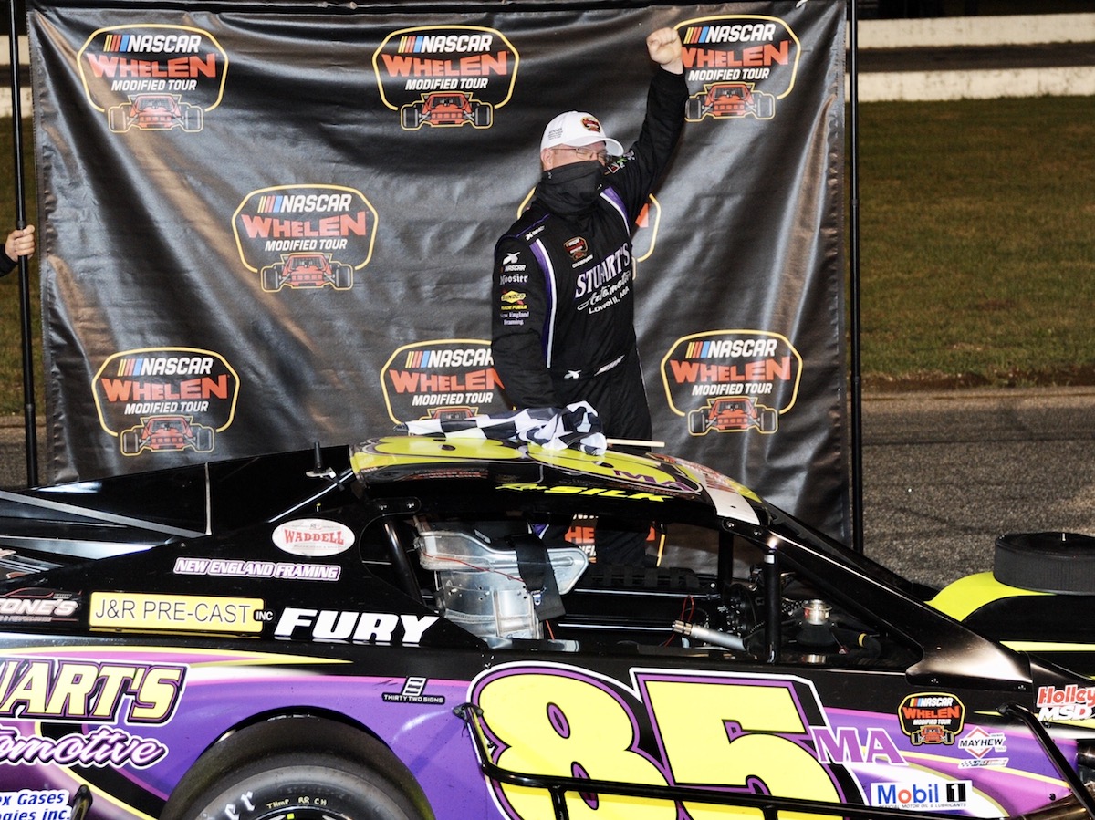 Fueled Up Ron Silk Tops Whelen Modified Tour At Thompson Speedway